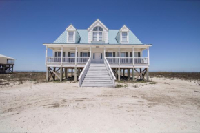 Relaxation - Large bay front home has everything you need for the perfect Dauphin Island family holiday! home